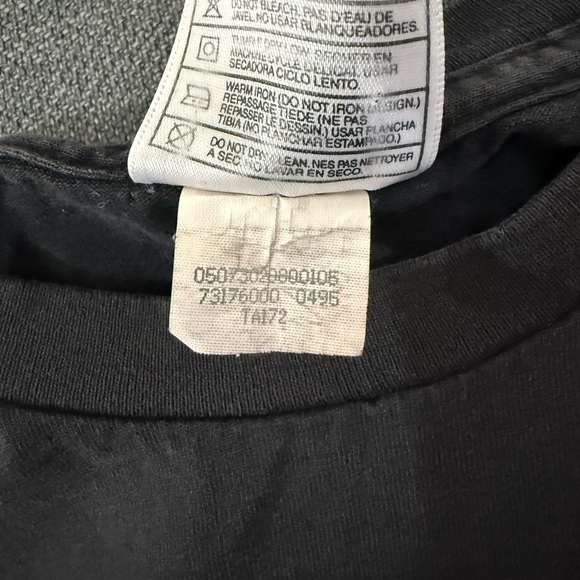 Vintage Nike Black Short Sleeve Crewneck Tee with Small Logo 90s Red Swoosh - Picture 4 of 4